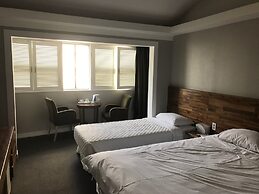 Ocean View Hotel