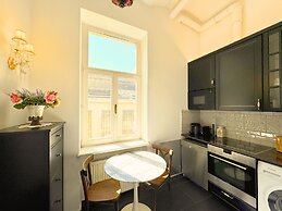 7th Heaven Vienna Center Apartments