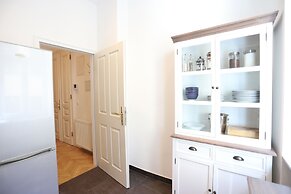 7th Heaven Vienna Center Apartments
