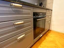 7th Heaven Vienna Center Apartments