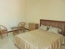 Arcton Apartments