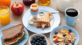 Golden Tulip Doha (Luxury City Hotel)