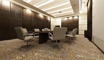 Golden Tulip Doha (Luxury City Hotel)