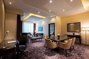 Golden Tulip Doha (Luxury City Hotel)