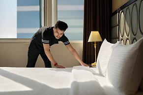 Golden Tulip Doha (Luxury City Hotel)