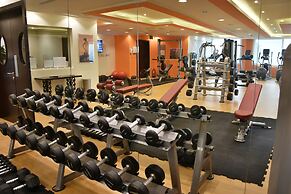 Golden Tulip Doha (Luxury City Hotel)
