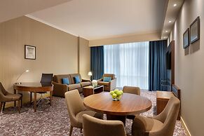 Golden Tulip Doha (Luxury City Hotel)