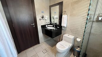 Golden Tulip Al Khobar Suites