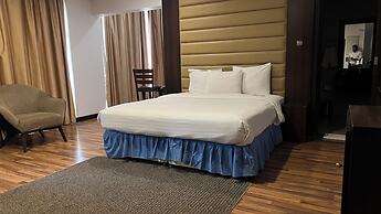 Golden Tulip Al Khobar Suites