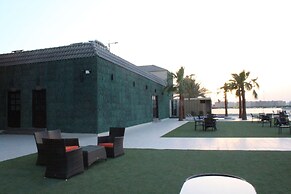 Golden Tulip Al Khobar Suites