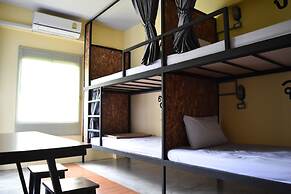 Hide Bangkok Hostel