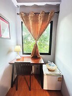 Hide Bangkok Hostel