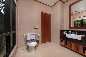 Baan Bua Estate by Tropiclook