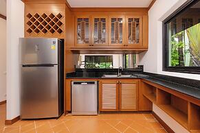 Baan Bua Estate by Tropiclook