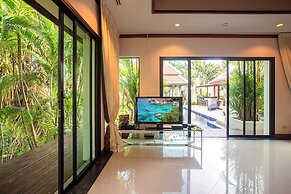 Baan Bua Estate by Tropiclook