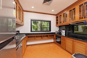 Baan Bua Estate by Tropiclook