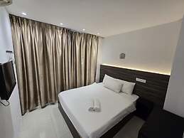 One Point Hotel - RH Plaza