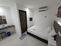 One Point Hotel - RH Plaza
