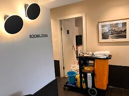 Dizengoff 208 Hotel