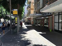 Dizengoff 208 Hotel