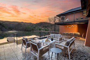 Cradle Boutique Hotel