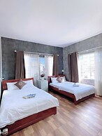 Amy Hostel Hue