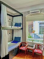 Amy Hostel Hue