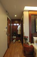 Gallant Hotel