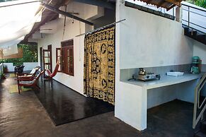 Jungleside House
