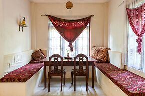 Jungleside House