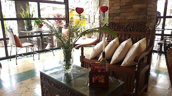 Roxas President's Inn