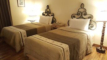Roxas President's Inn