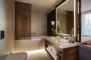 SAINT TEN Hotel, Small Luxury Hotels