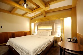 Hotel King