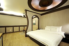 Hotel King