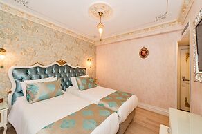Hotel 1453