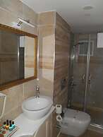 Hotel 1453