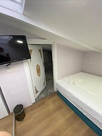 Hotel 1453