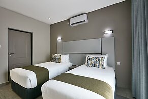 Oasis Motel