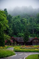 Flora Creek Resort & Garden Chiang Mai