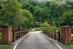 Flora Creek Resort & Garden Chiang Mai