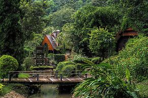 Flora Creek Resort & Garden Chiang Mai