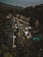 Flora Creek Resort & Garden Chiang Mai