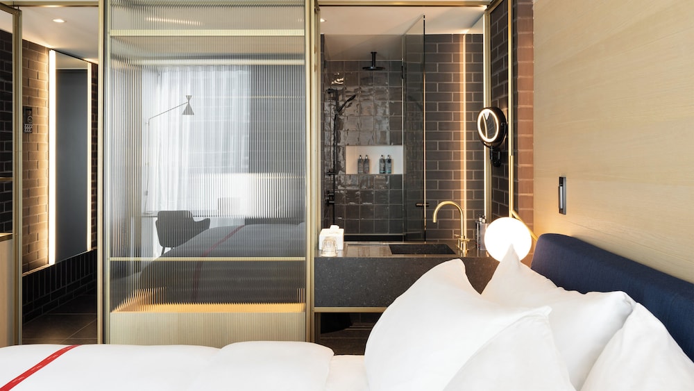 Ruby Emma Hotel Amsterdam By IHG