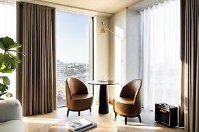 Ruby Emma Hotel Amsterdam By IHG