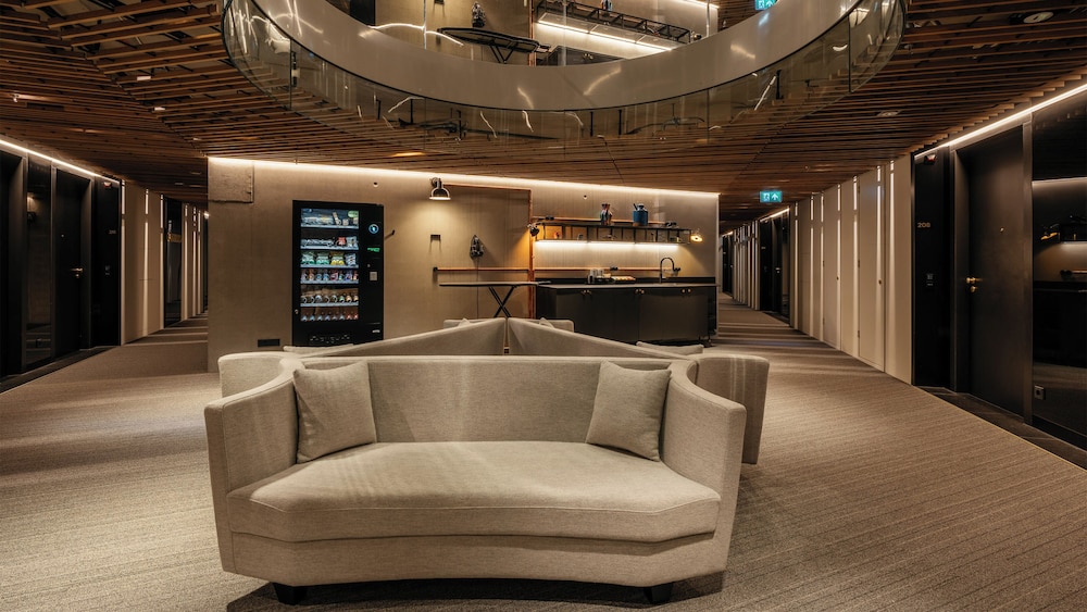 Ruby Emma Hotel Amsterdam By IHG