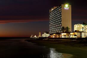 Holiday Inn Resort Mazatlan by IHG