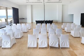 Holiday Inn Resort Mazatlan by IHG