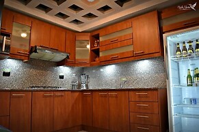 Kinde House