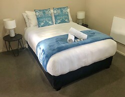 Kingston TOP 10 Holiday Park